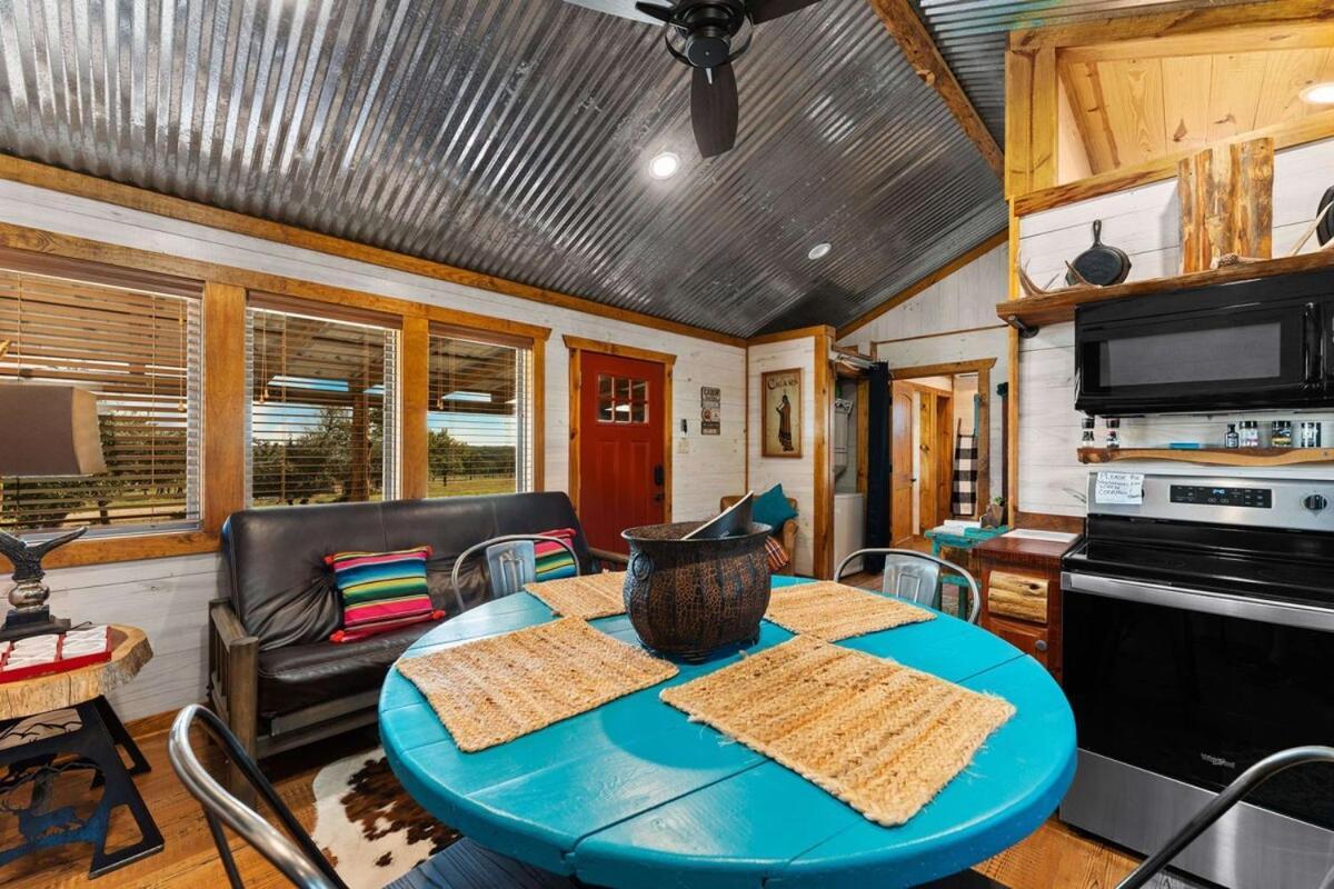 פרדריקסברג Rockin' R - Rustic Star Cabin מראה חיצוני תמונה