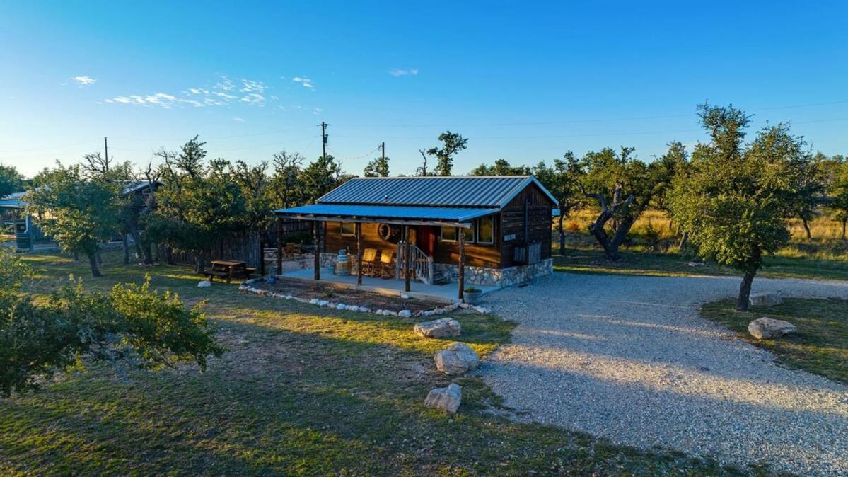 פרדריקסברג Rockin' R - Rustic Star Cabin מראה חיצוני תמונה