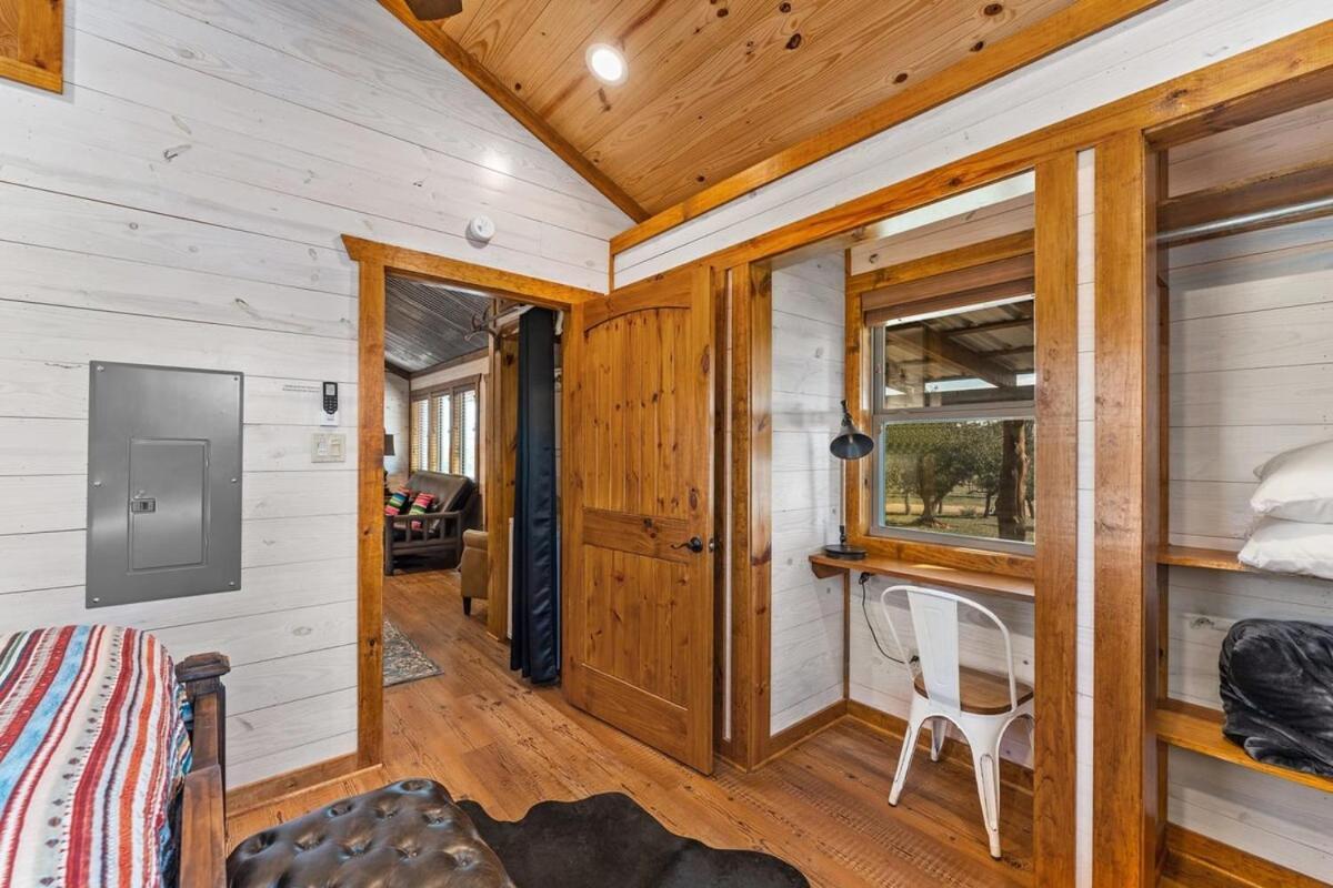 פרדריקסברג Rockin' R - Rustic Star Cabin מראה חיצוני תמונה