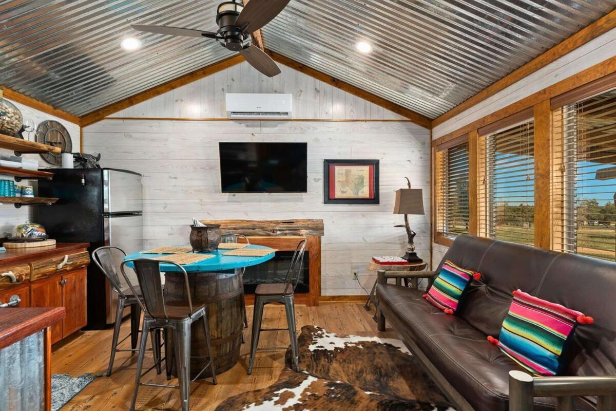 פרדריקסברג Rockin' R - Rustic Star Cabin מראה חיצוני תמונה