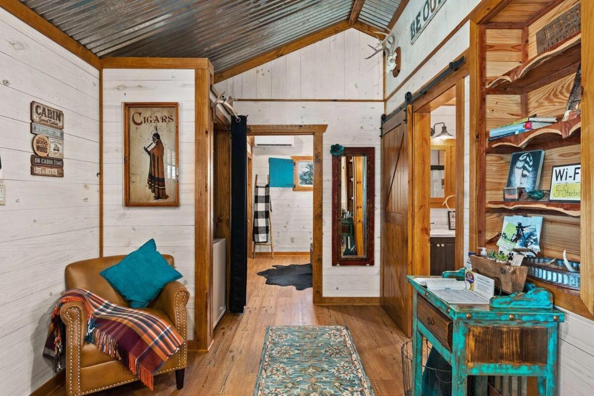 פרדריקסברג Rockin' R - Rustic Star Cabin מראה חיצוני תמונה
