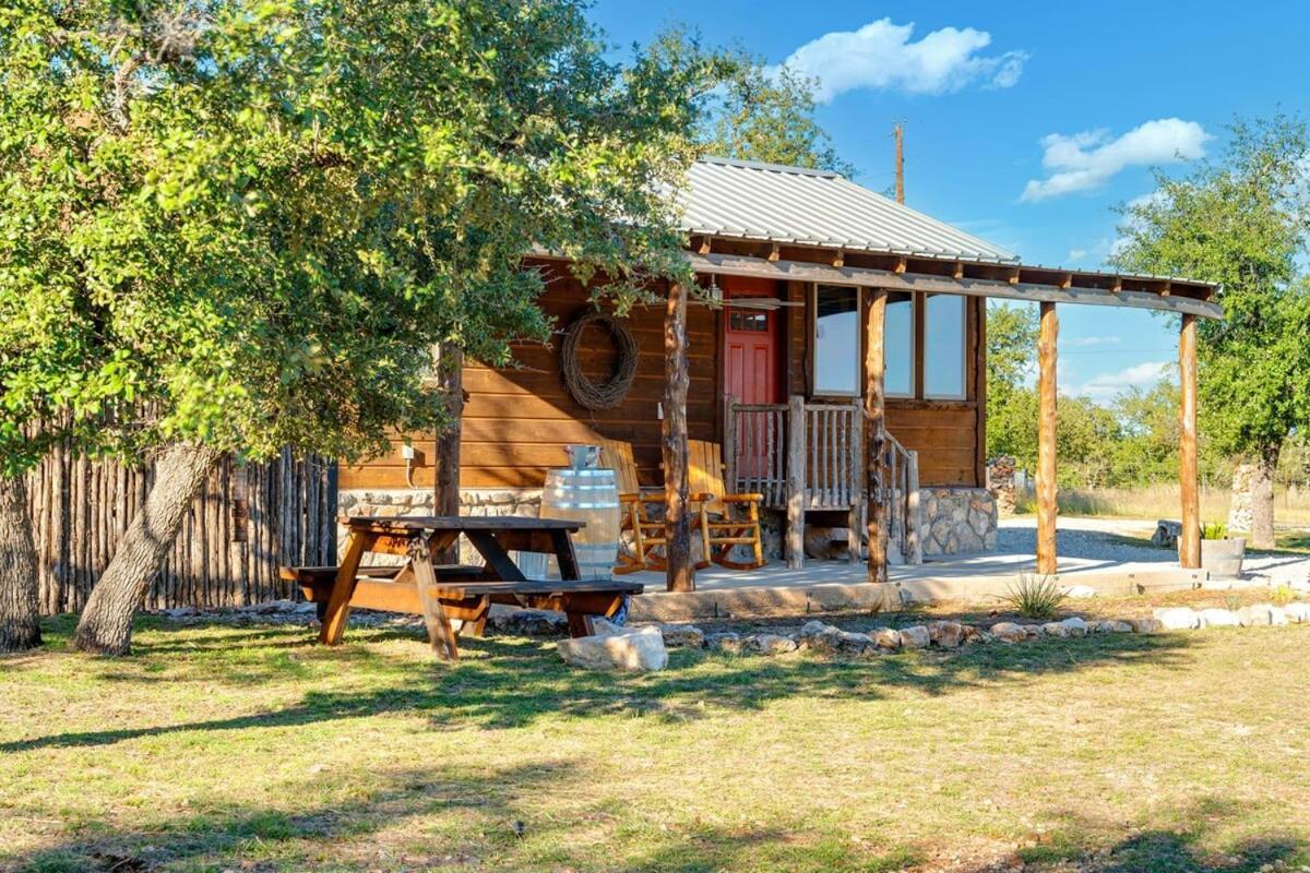 פרדריקסברג Rockin' R - Rustic Star Cabin מראה חיצוני תמונה